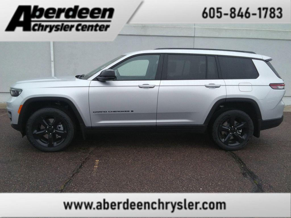 used 2025 Jeep Grand Cherokee L car, priced at $46,977