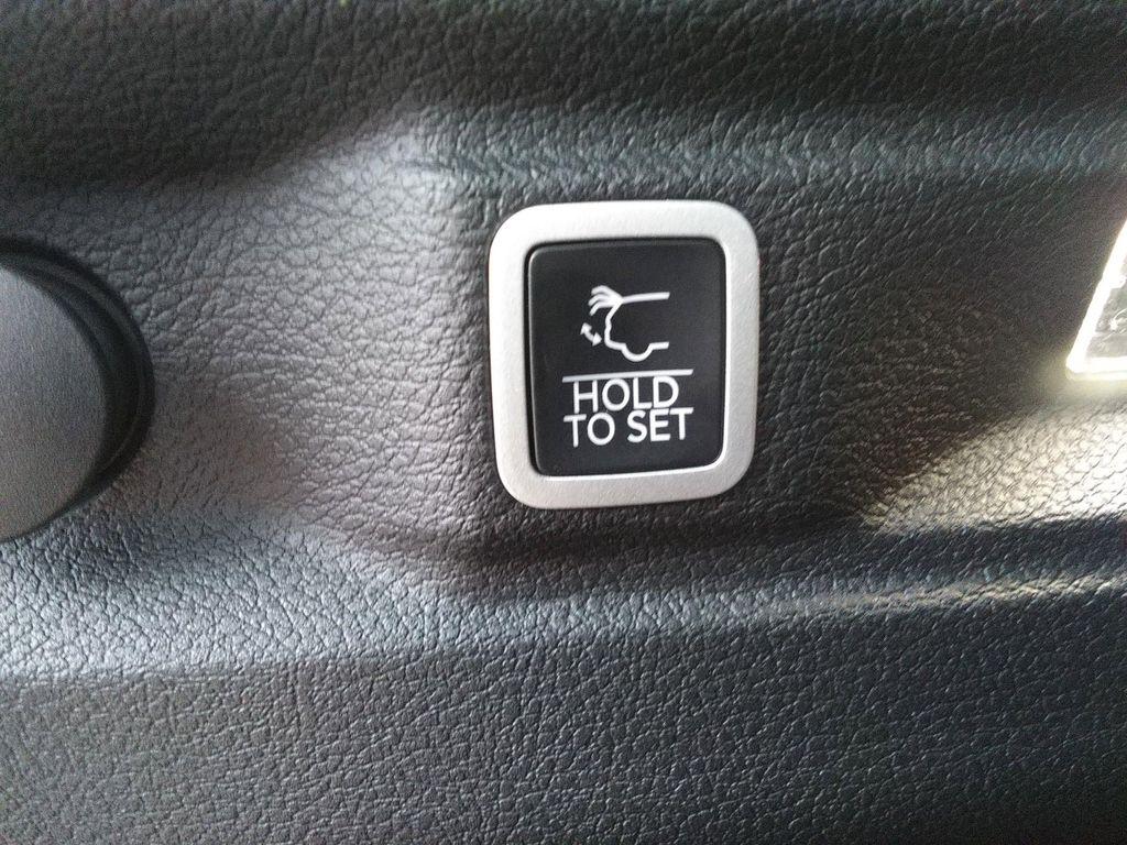 used 2025 Jeep Grand Cherokee L car, priced at $46,977