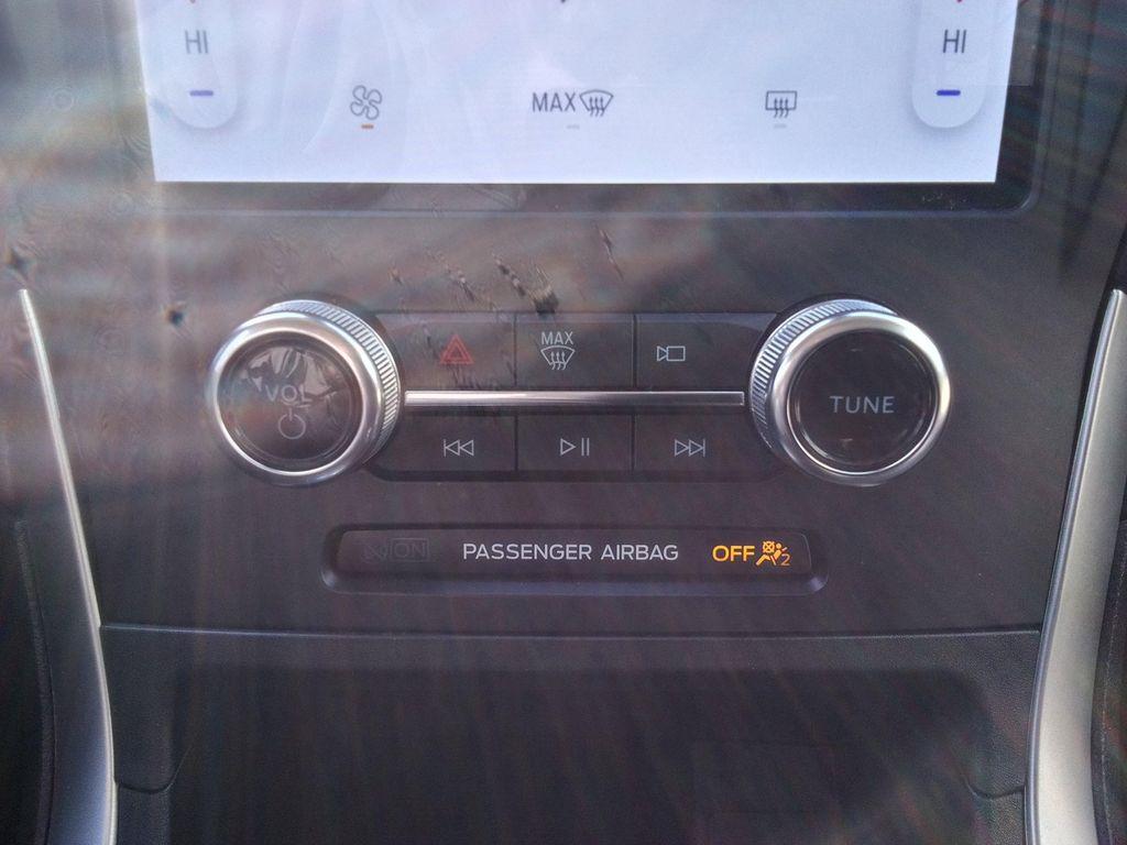 used 2024 Ford Edge car, priced at $25,975