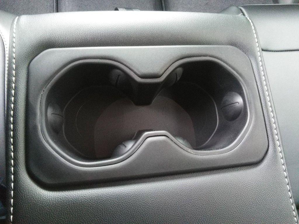 new 2026 Jeep Grand Cherokee car, priced at $49,977