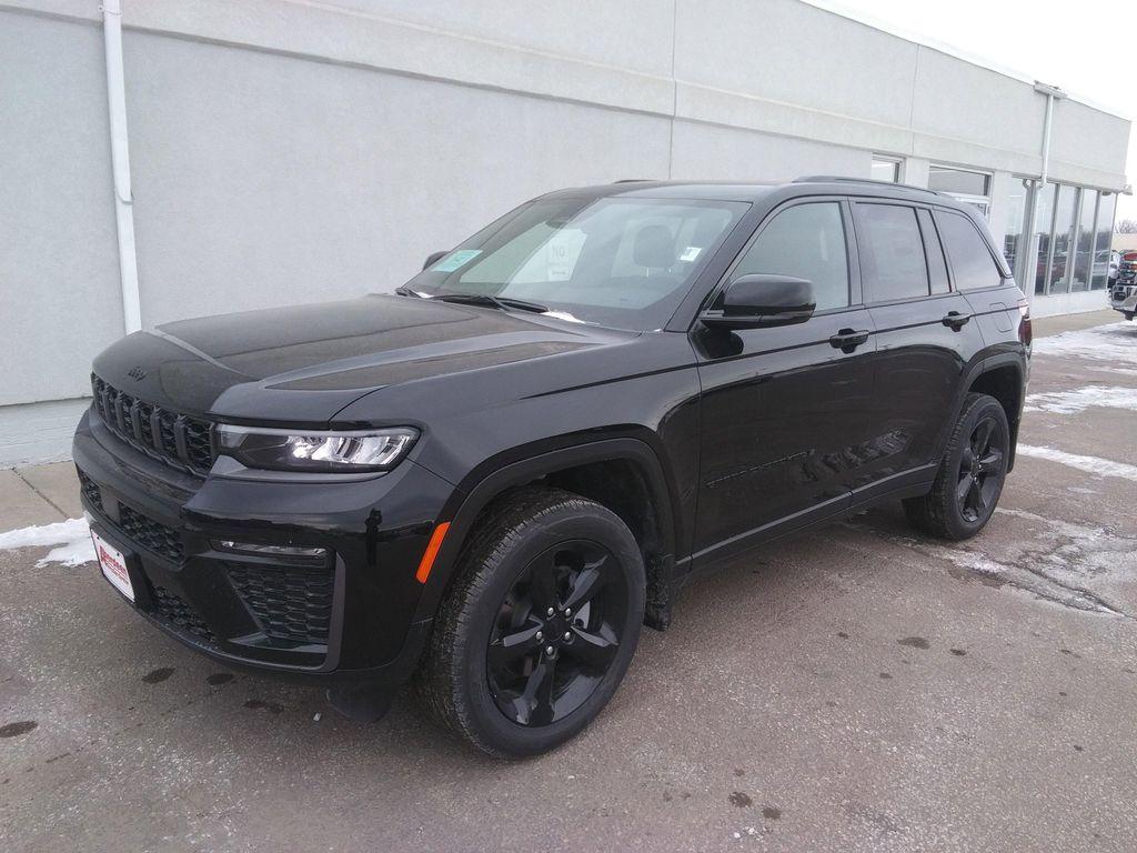 new 2026 Jeep Grand Cherokee car, priced at $49,977