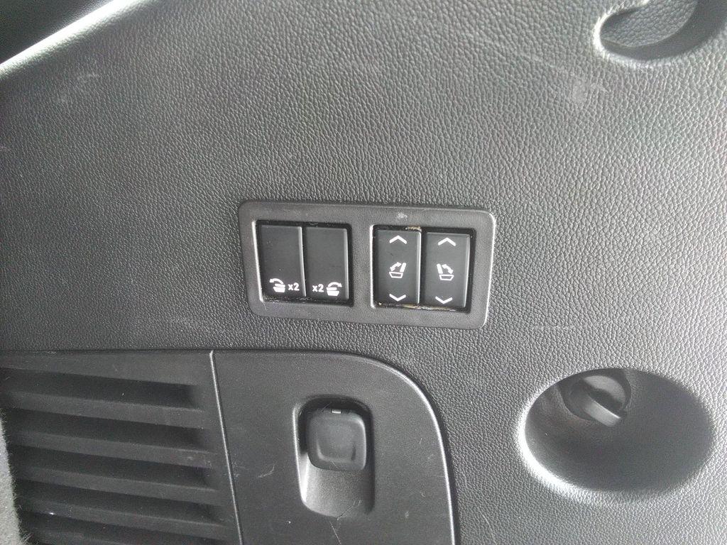 used 2020 Chevrolet Tahoe car, priced at $25,900