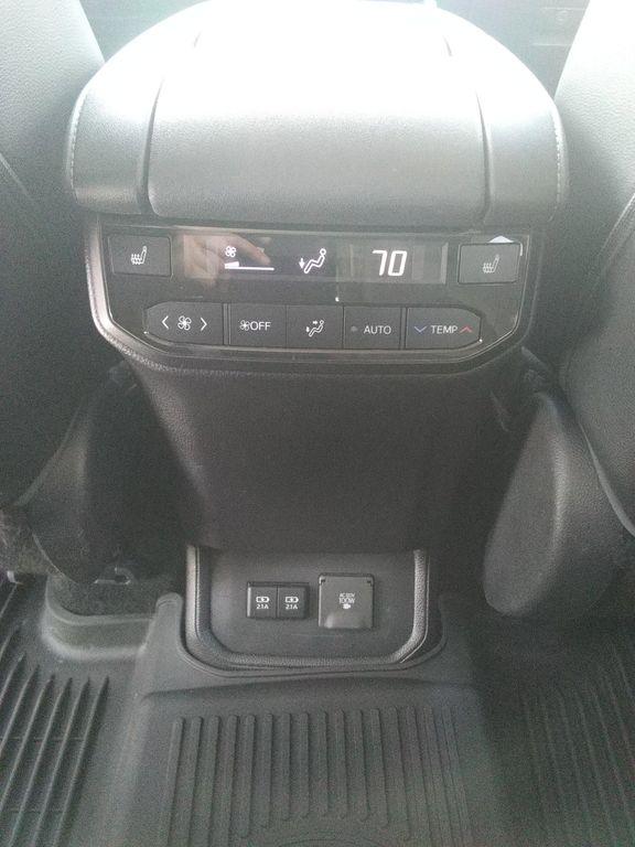 used 2021 Toyota Highlander car, priced at $36,900