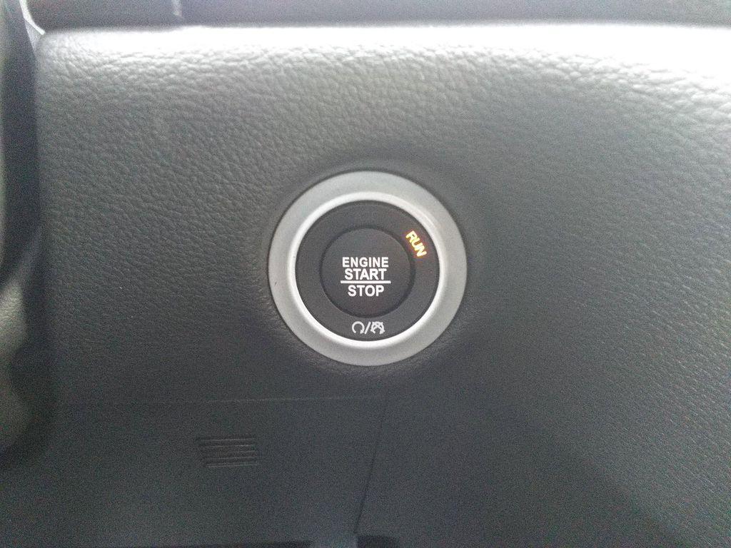 new 2026 Chrysler Pacifica car, priced at $43,977