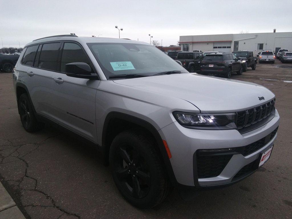 new 2026 Jeep Grand Cherokee L car, priced at $53,477