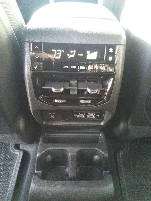 new 2025 Jeep Grand Cherokee L car, priced at $46,977