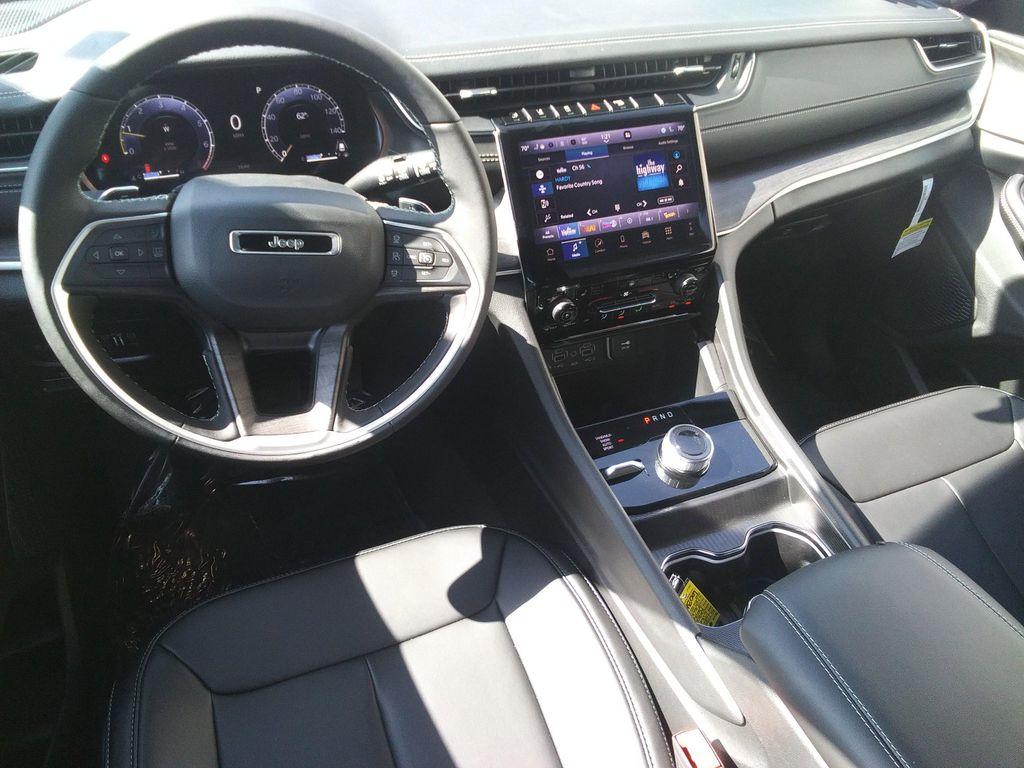 new 2025 Jeep Grand Cherokee L car, priced at $46,477