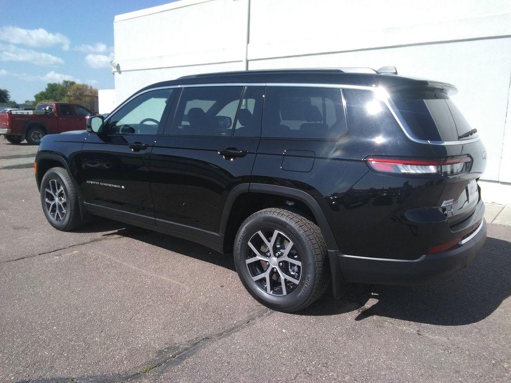 new 2025 Jeep Grand Cherokee L car, priced at $46,477