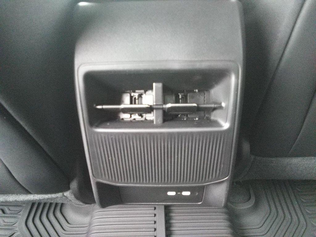 new 2026 Jeep Cherokee car, priced at $42,977