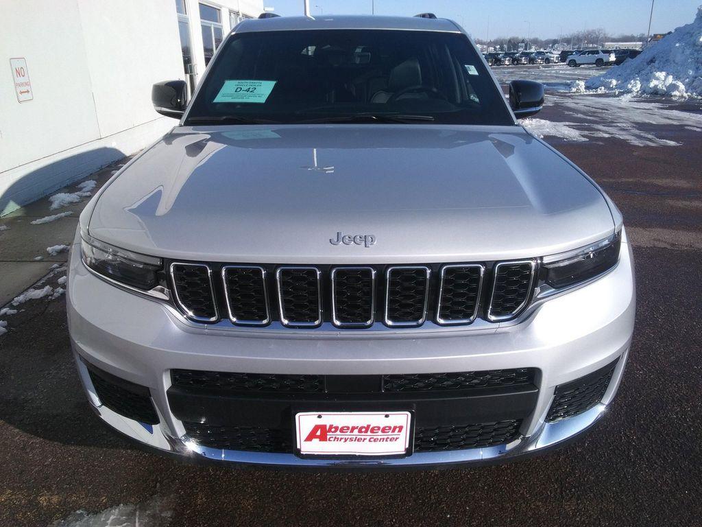 new 2025 Jeep Grand Cherokee L car, priced at $46,977
