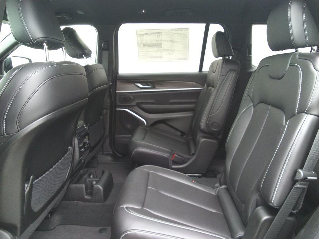 new 2026 Jeep Grand Cherokee L car, priced at $46,477