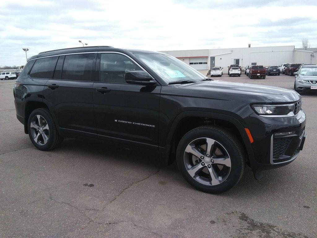 new 2026 Jeep Grand Cherokee L car, priced at $46,477