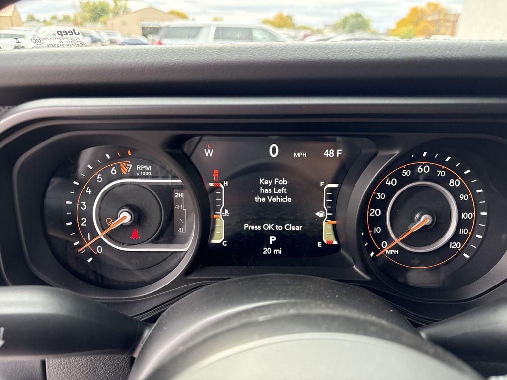 new 2027 Jeep Gladiator car, priced at $60,716