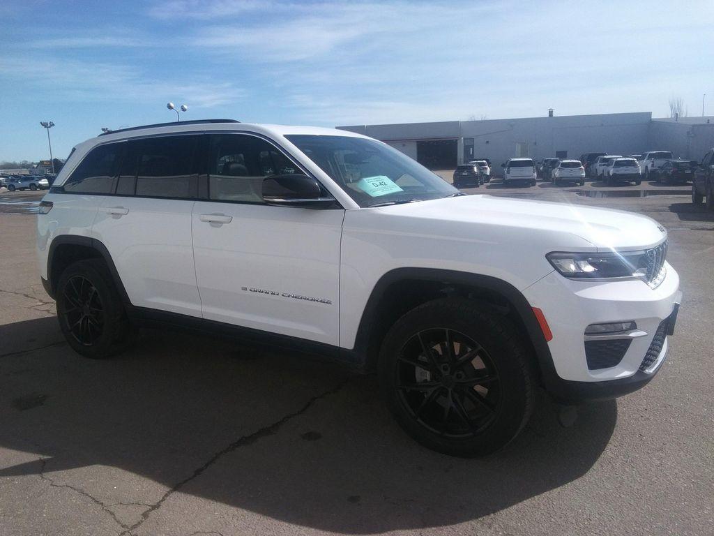 used 2022 Jeep Grand Cherokee 4xe car, priced at $26,975