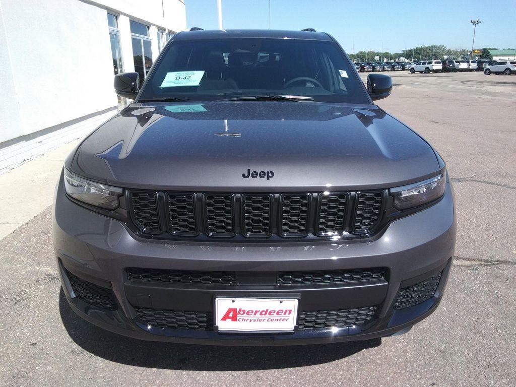 new 2025 Jeep Grand Cherokee L car, priced at $42,477