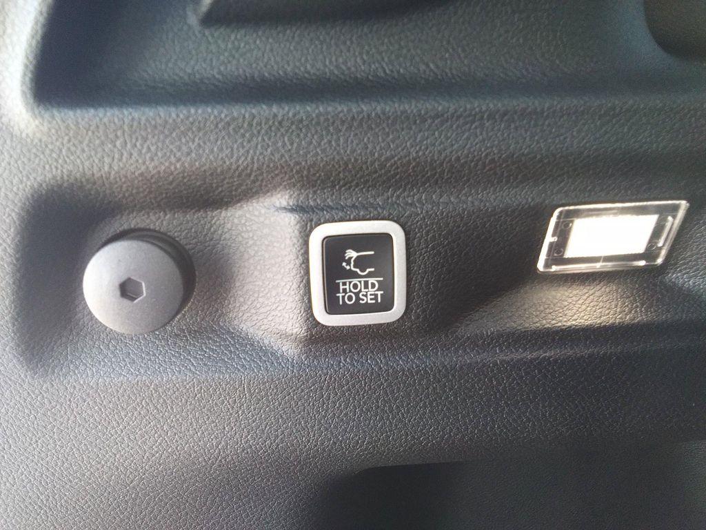 new 2025 Jeep Grand Cherokee L car, priced at $42,477