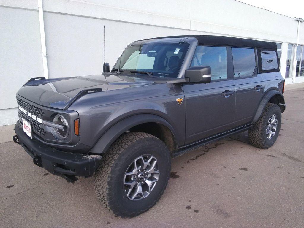 used 2024 Ford Bronco car, priced at $45,975
