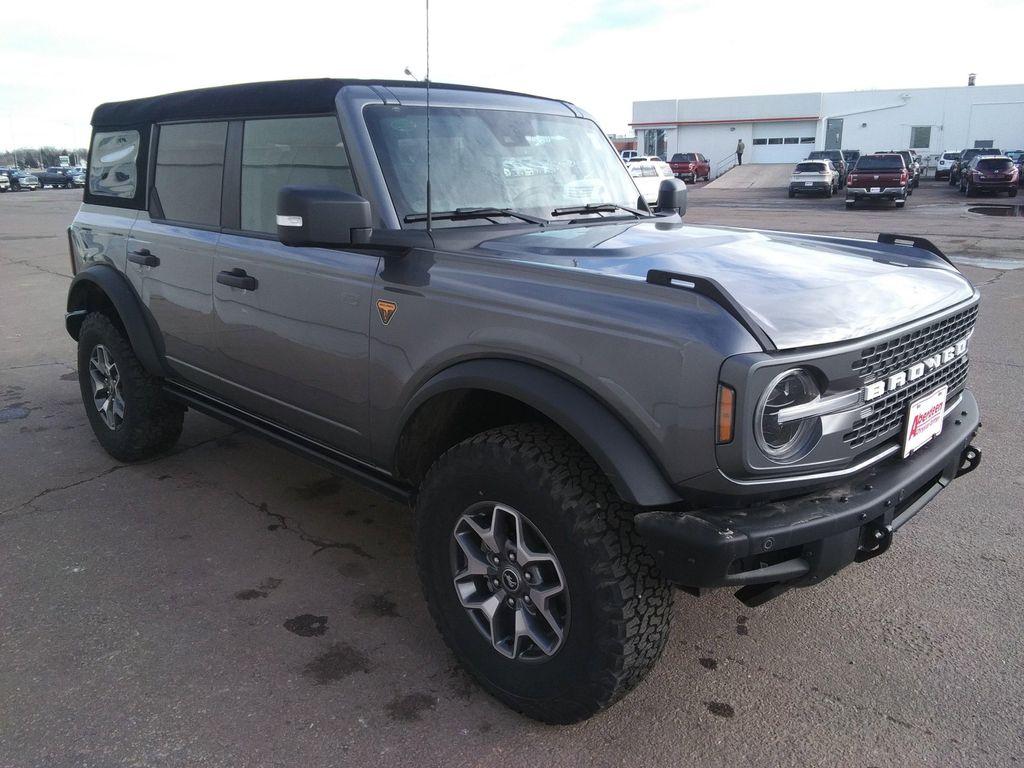 used 2024 Ford Bronco car, priced at $45,975