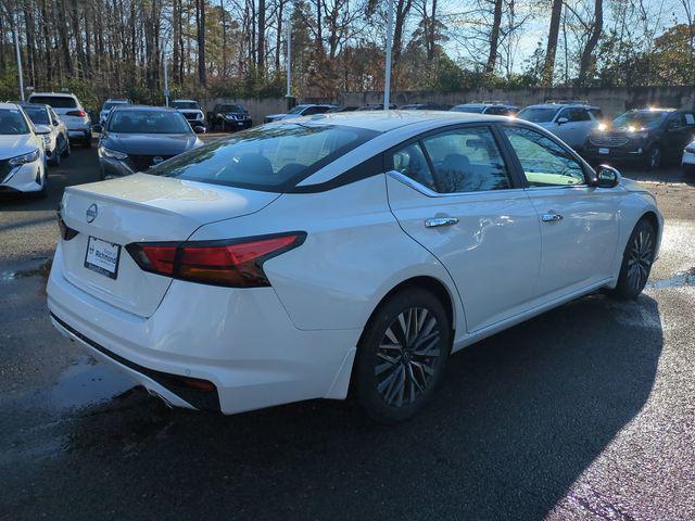 new 2025 Nissan Altima car