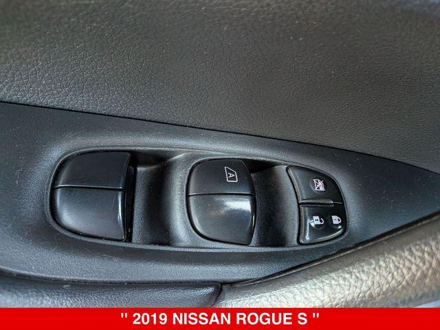 used 2019 Nissan Rogue car, priced at $13,555