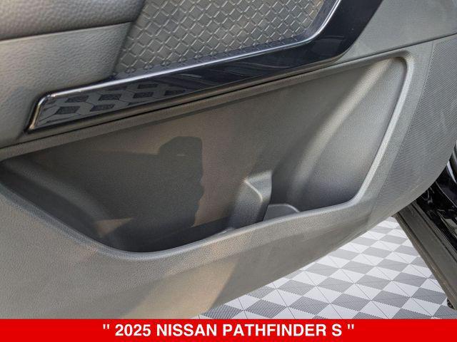 new 2025 Nissan Pathfinder car, priced at $33,860