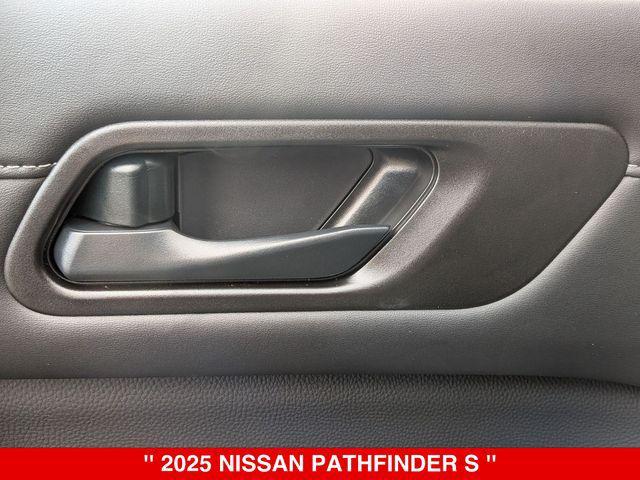 new 2025 Nissan Pathfinder car, priced at $33,975
