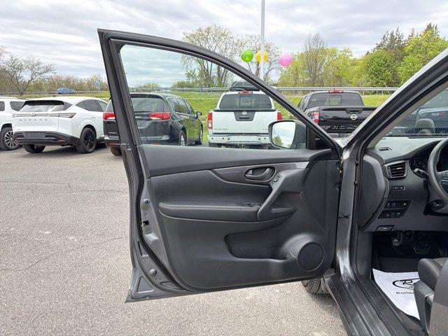 used 2019 Nissan Rogue car, priced at $18,279
