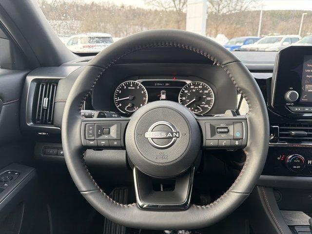 new 2025 Nissan Pathfinder car, priced at $39,977