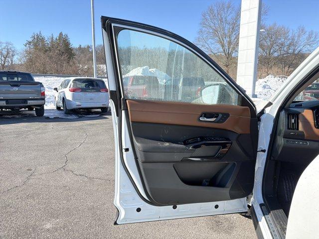 new 2026 Nissan Pathfinder car, priced at $52,840