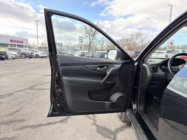 used 2020 Nissan Rogue car, priced at $17,395