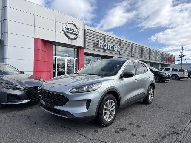 used 2022 Ford Escape car, priced at $14,998