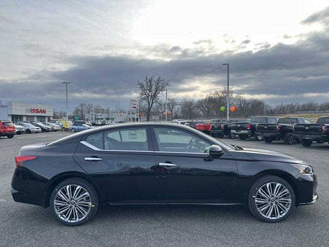new 2025 Nissan Altima car, priced at $34,826