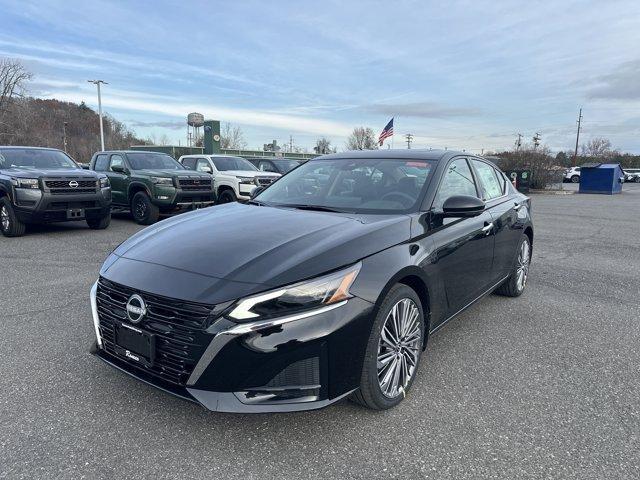 new 2025 Nissan Altima car, priced at $34,826