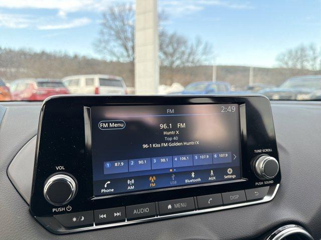 new 2025 Nissan Sentra car, priced at $21,981