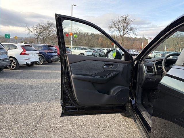 used 2023 Nissan Rogue car, priced at $22,935