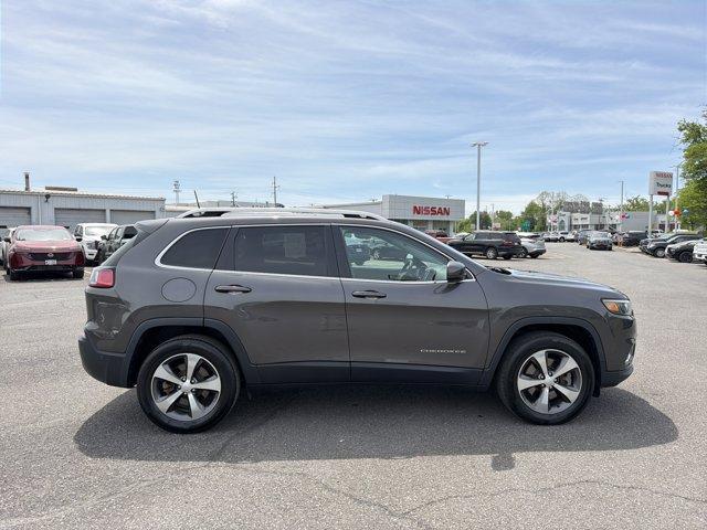 used 2019 Jeep Cherokee car, priced at $20,174