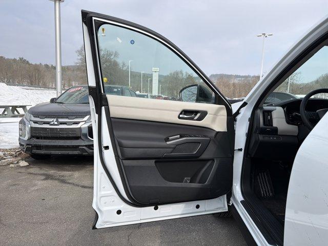 new 2026 Nissan Pathfinder car, priced at $45,285