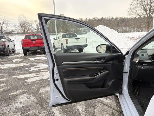 used 2023 Nissan Altima car, priced at $24,575