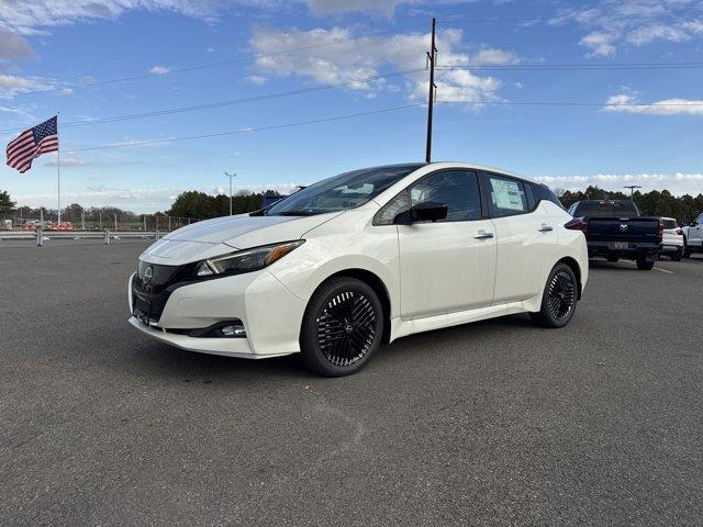new 2025 Nissan Leaf car, priced at $29,060