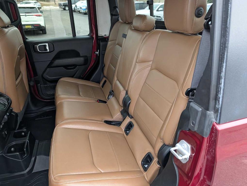 used 2021 Jeep Gladiator car, priced at $29,588