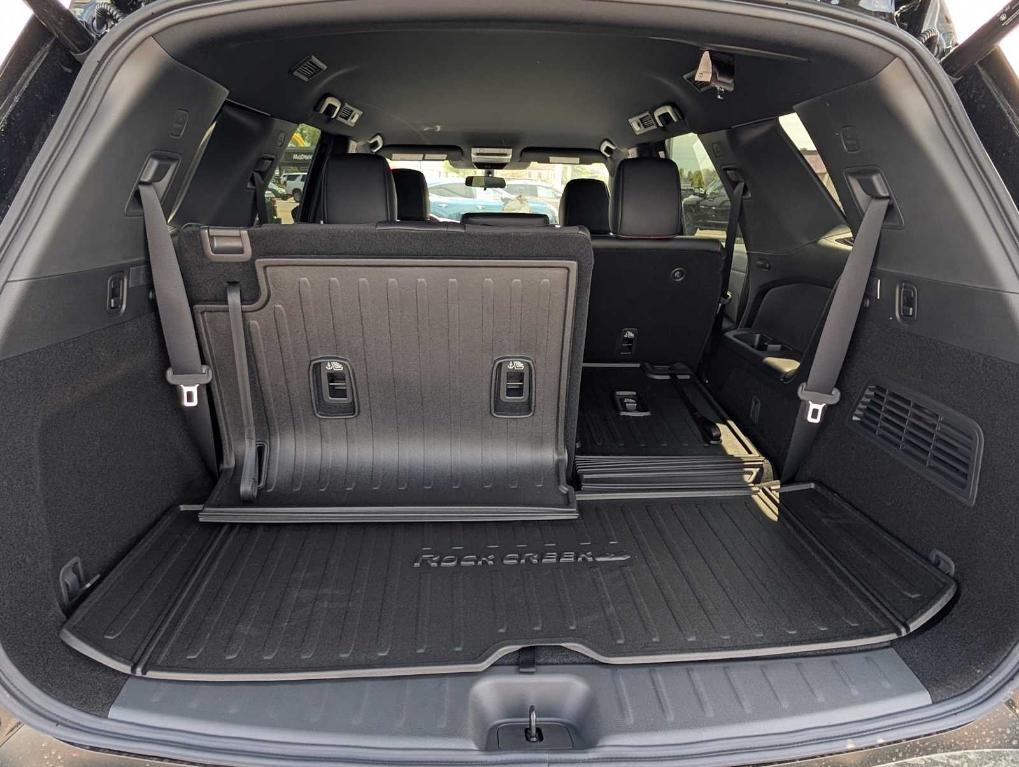 new 2026 Nissan Pathfinder car, priced at $41,656