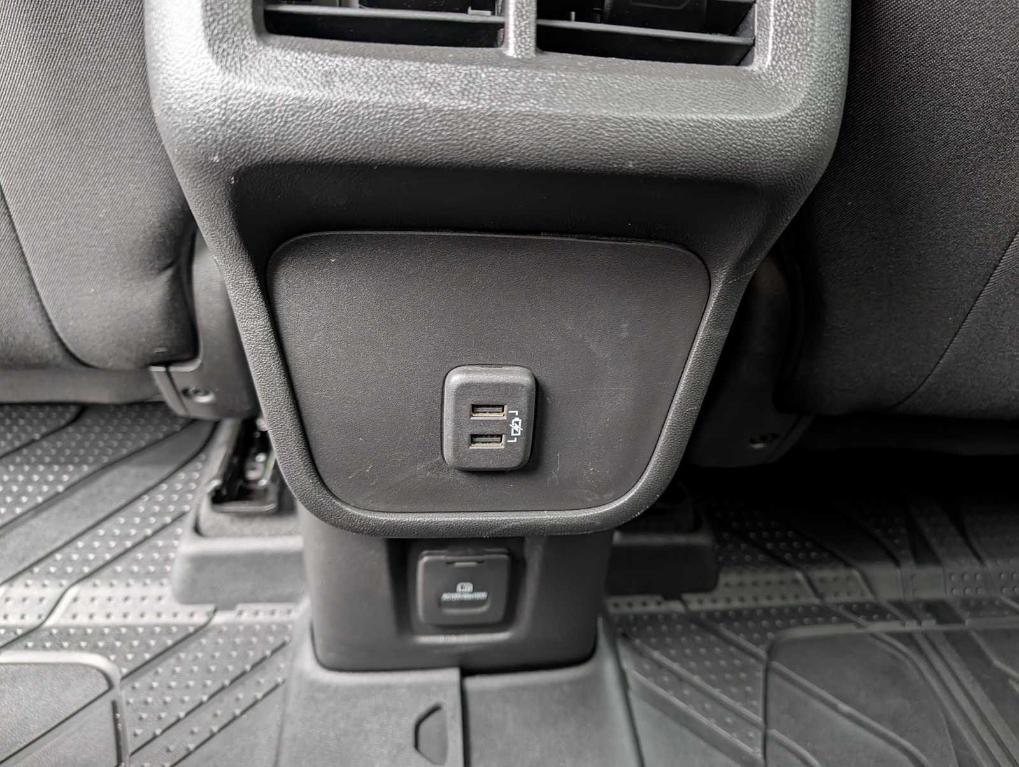used 2022 Chevrolet Equinox car, priced at $20,688