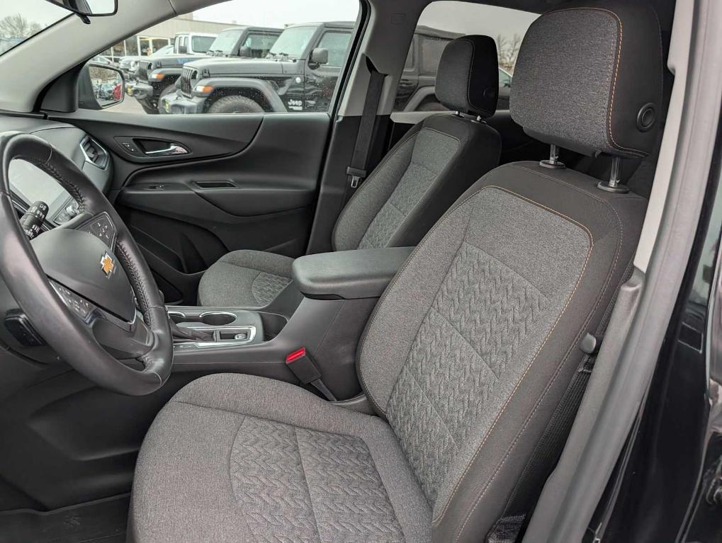 used 2022 Chevrolet Equinox car, priced at $20,688