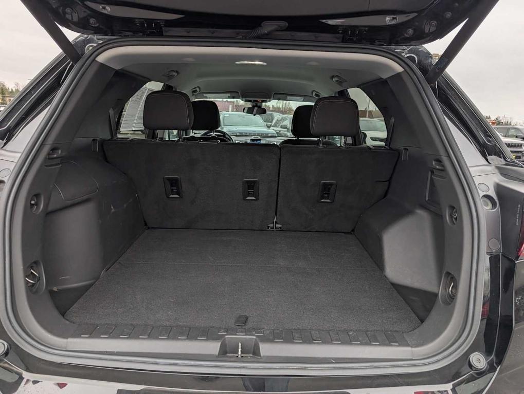used 2022 Chevrolet Equinox car, priced at $20,688