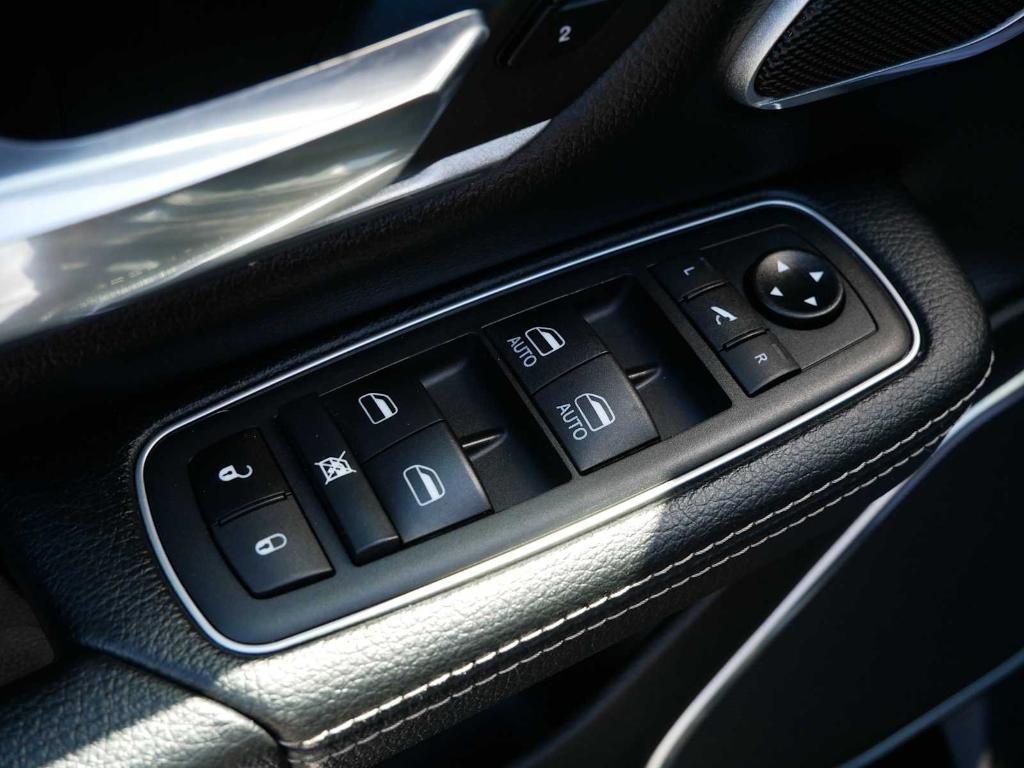 used 2021 Ram 1500 car, priced at $33,900