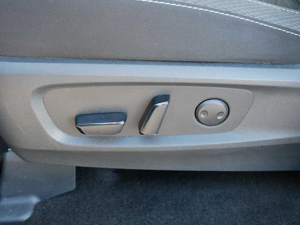 used 2023 Nissan Pathfinder car, priced at $30,900