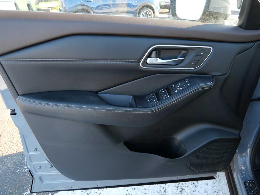 used 2022 Nissan Rogue car, priced at $24,888