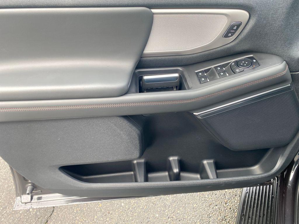 new 2025 Ford Expedition Max car, priced at $69,990