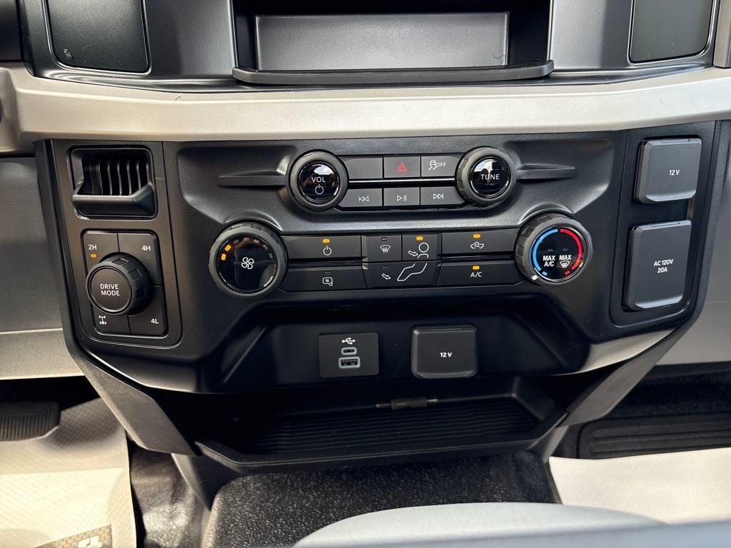 new 2025 Ford F-350 car, priced at $67,455