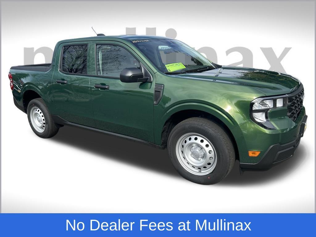 new 2025 Ford Maverick car, priced at $30,401
